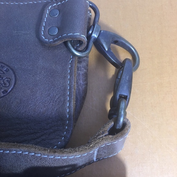 Roots Belt Bag in Brown Leather - Picture 3 of 5